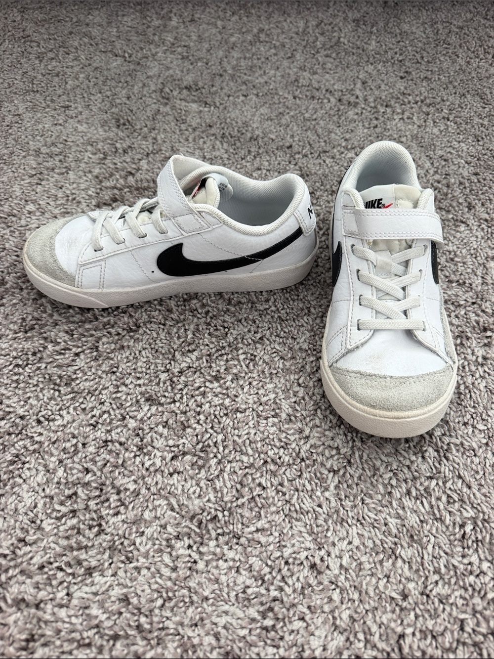 Nike Kids' Blazer Low ‘77 Sneakers